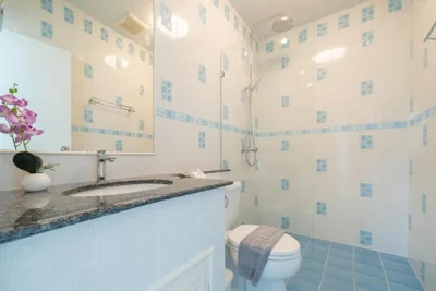Waterfront 16D seaview 2 BR apartment - 5 min walk to Karon beach – Foto’s 3